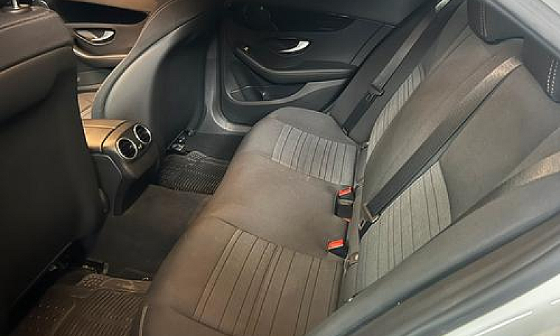 Mercedes C220...