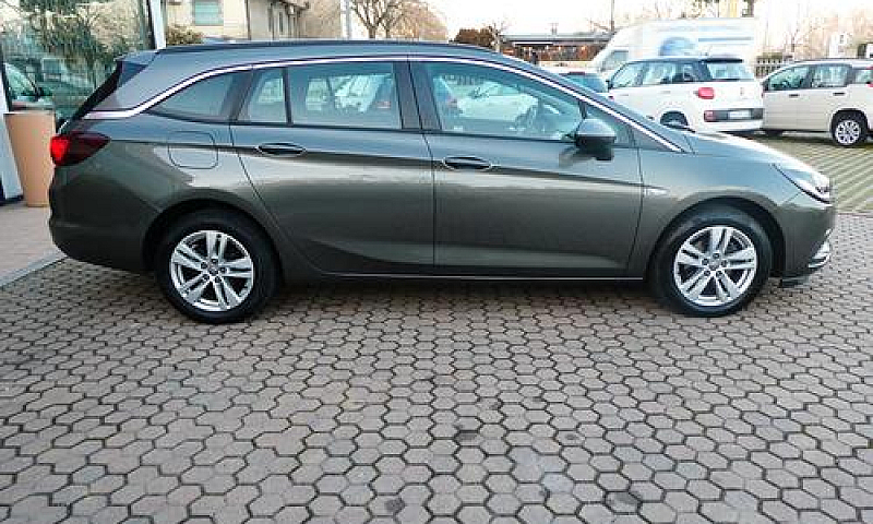 Opel Astra 1.6 Cdti ...