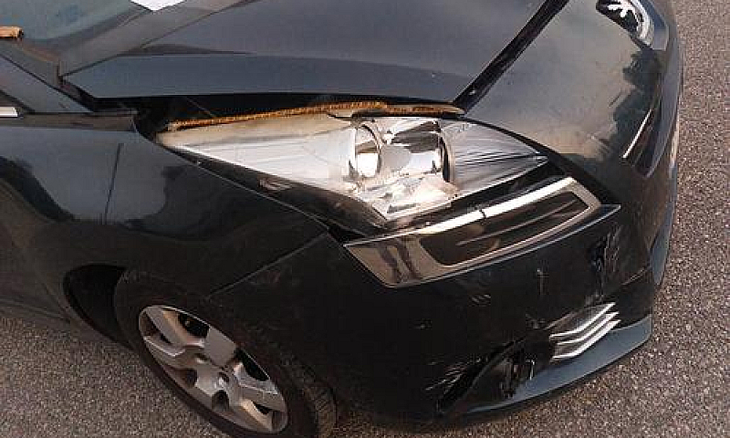 Peugeot 5008 1.6 Hdi...