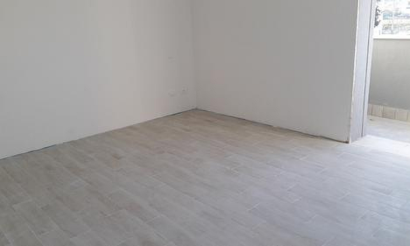 Trilocale A Gavello...