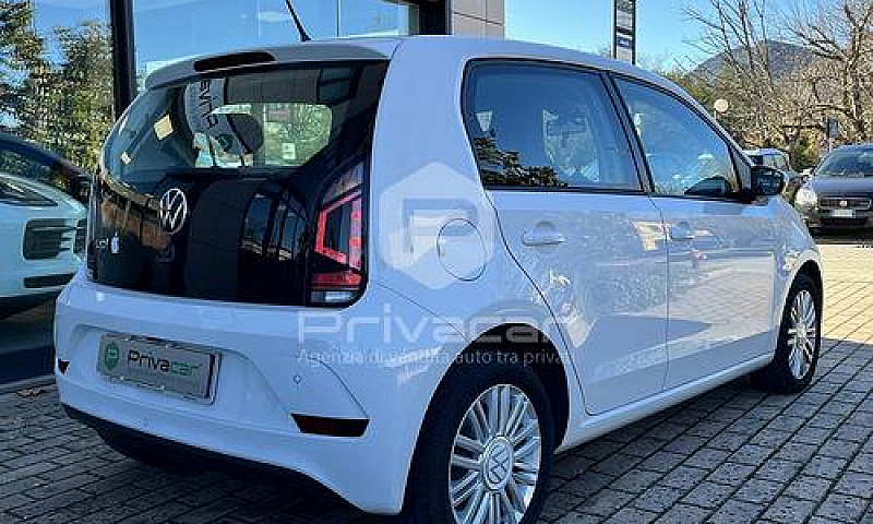 Volkswagen 1.0 5P. M...