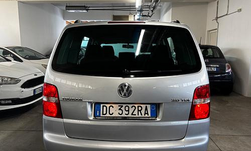 Volkswagen Touran 2....