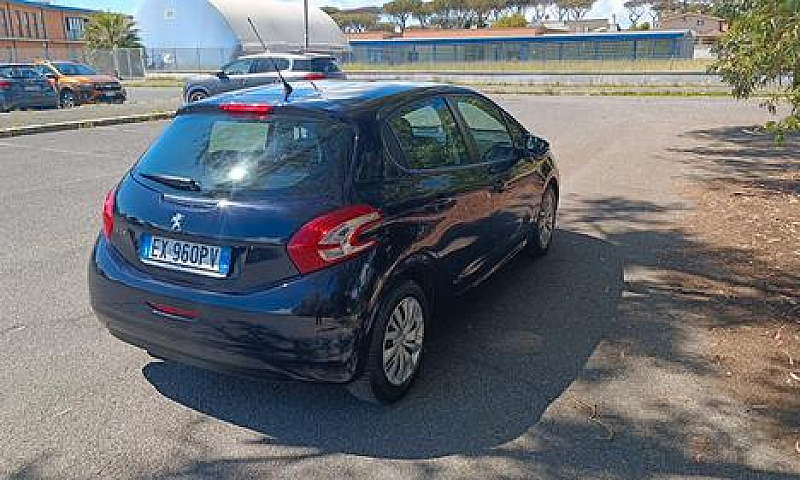 Peugeot 208 Puretech...