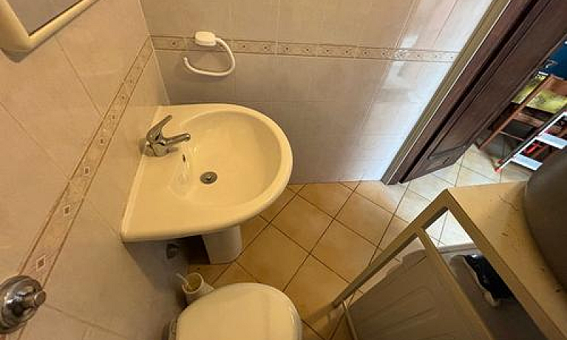 Casa Indipendente Su...