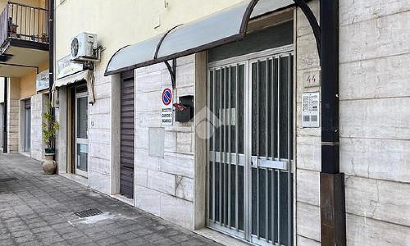 3 Locali A Potenza...