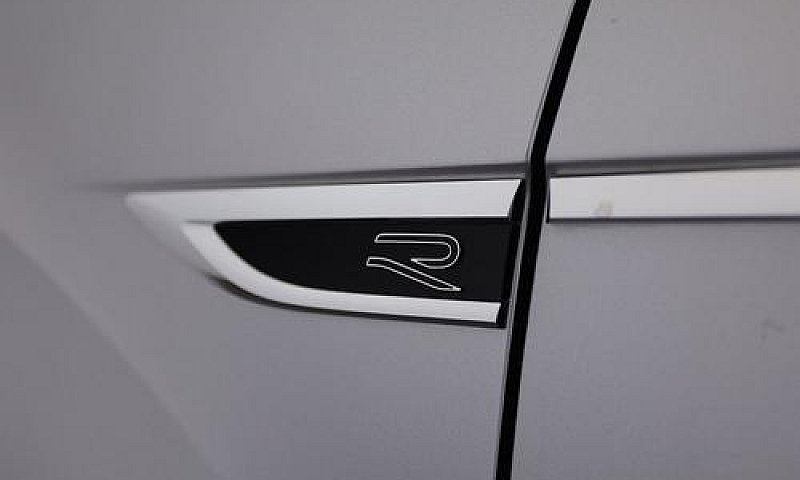Volkswagen T-Roc 1.5...