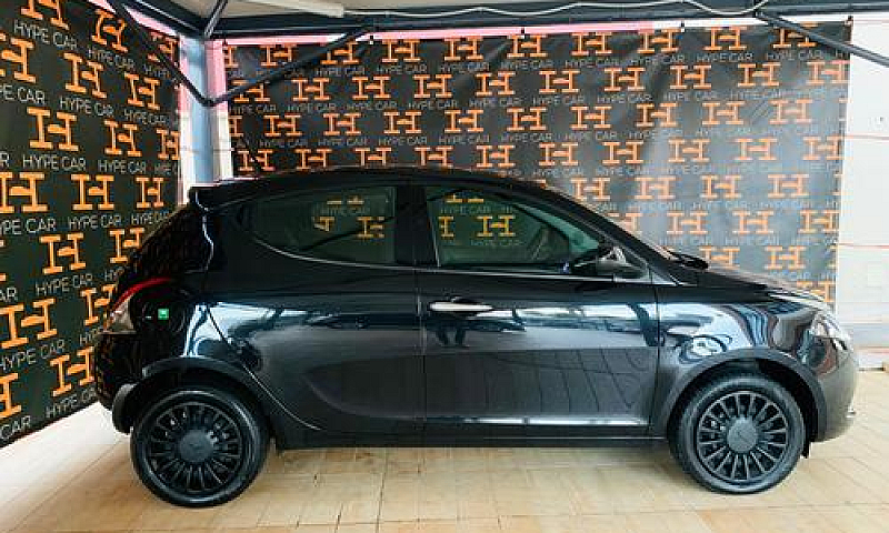 Lancia Ypsilon 1.0 F...