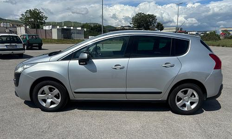 Peugeot 3008 1.6 Hdi...