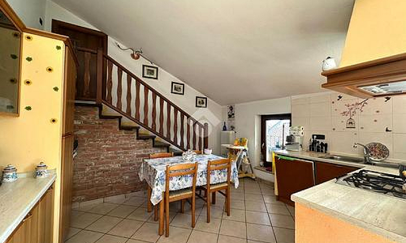 5 Locali A Saviglian...
