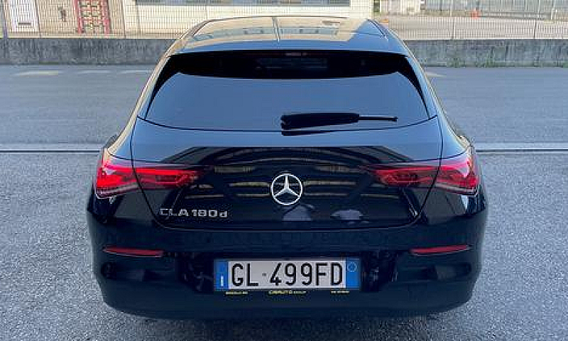Mercedes-Benz Cla 18...