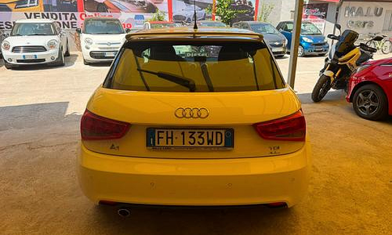 Audi A1 1.6Cc Diesel...