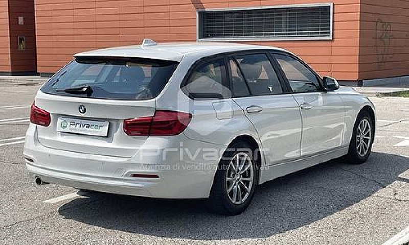 Bmw 318D Xdrive Tour...