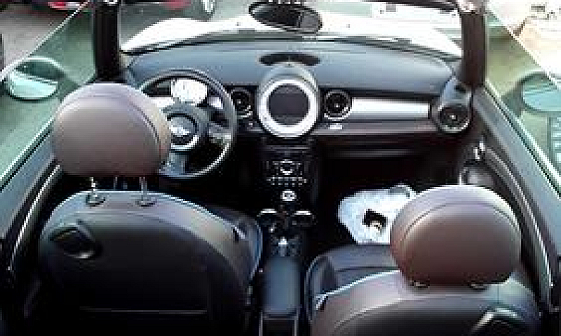 Mini Cooper D Cabrio...