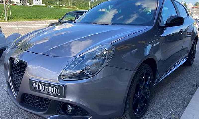 Alfa Romeo Giulietta...