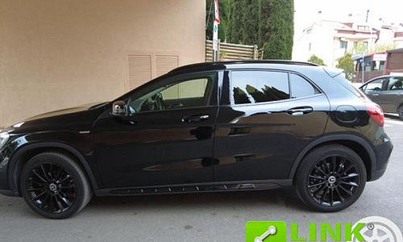 Mercedes-Benz Gla 20...