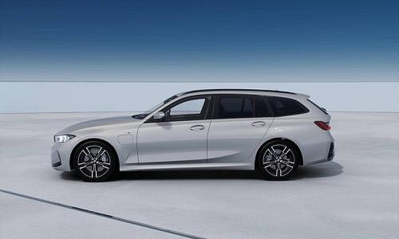 Bmw Serie 3 330E Tou...