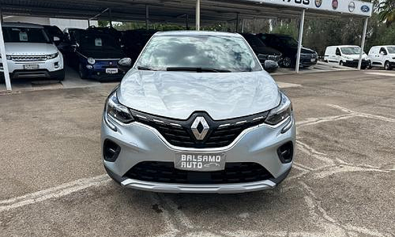 Renault Captur Hybri...