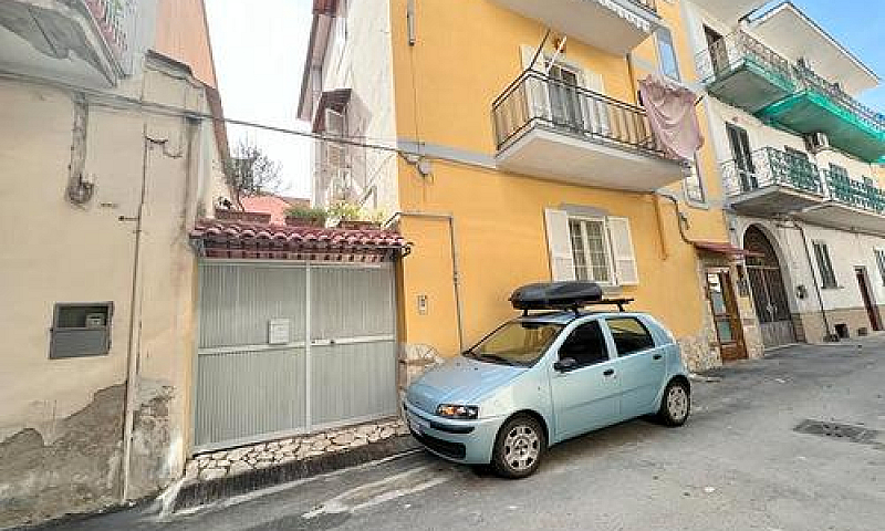 Casa Singola Con Ter...