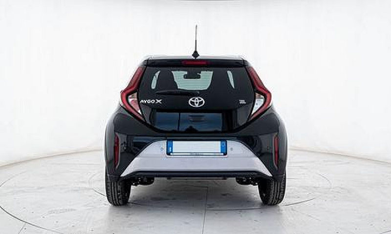 Toyota Aygo X 1.0 Vv...