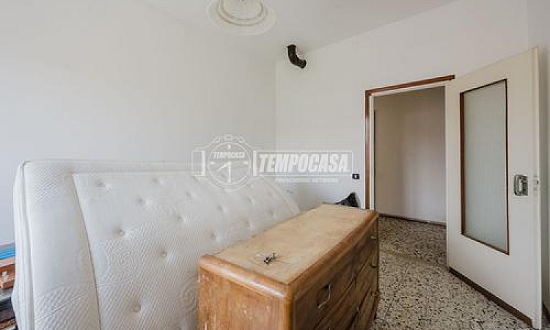 Ampio Quadrilocale A...