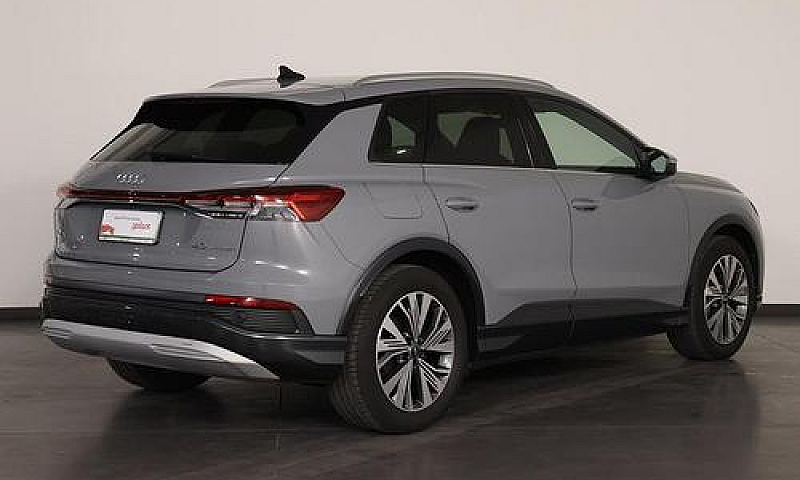 Audi Q4 40 Business ...