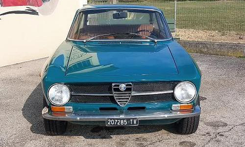 Alfa Romeo Gt 1300 J...