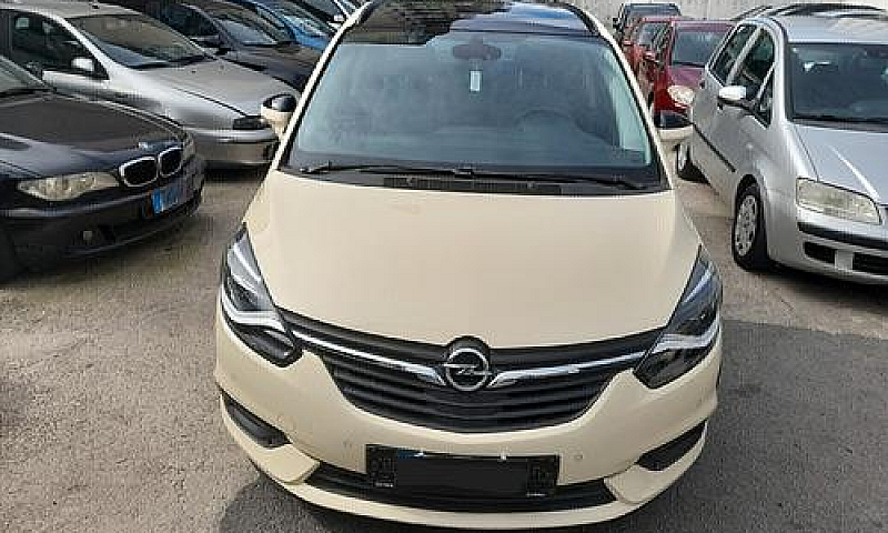 Opel Zafira 2.0 Cdti...