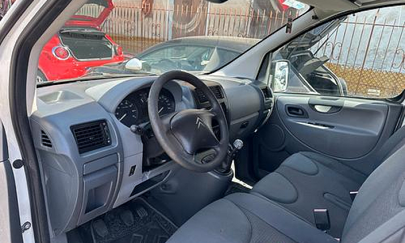 Citroen Jumpy 27 2.0...