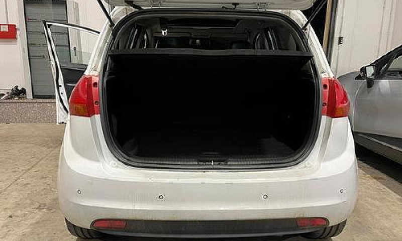 Kia Venga 1600 Crdi ...