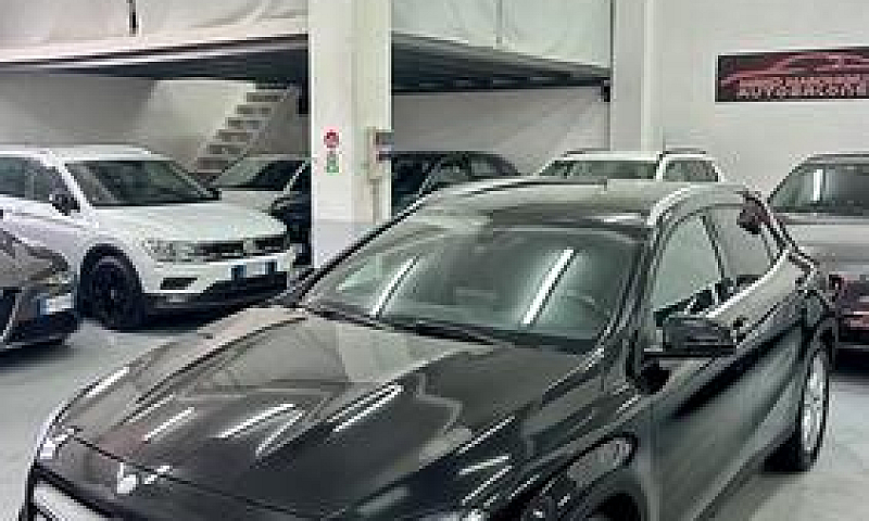 Mercedes-Benz Gla 20...