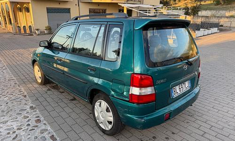 Mazda Demio 1.3I 16V...