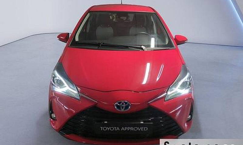 Toyota Yaris 1.5 Hyb...