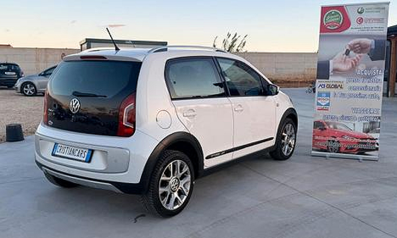 Volkswagen Up! 1.0 7...