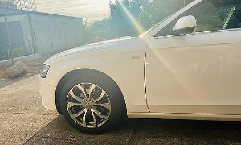 Audi A4 Avant 2.0 Td...