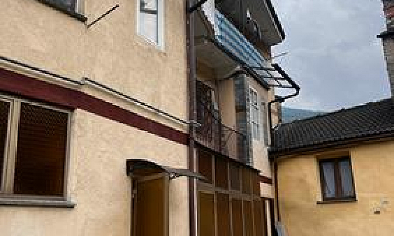 Casa Semi Indipenden...