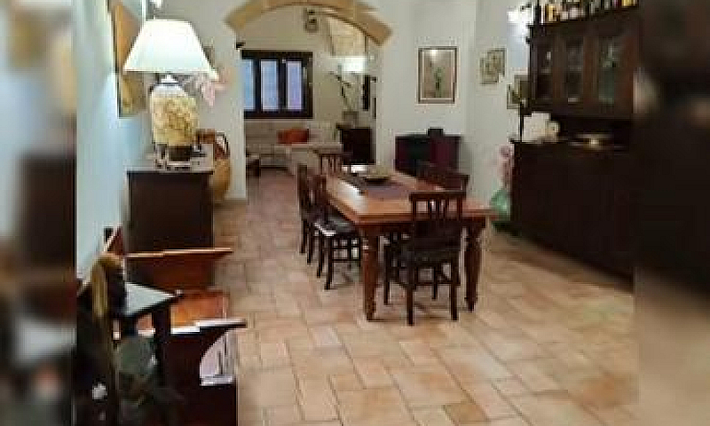 Appartamento In Sale...
