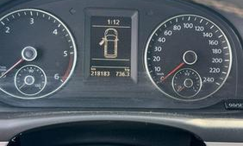 Volkswagen Cross Tou...