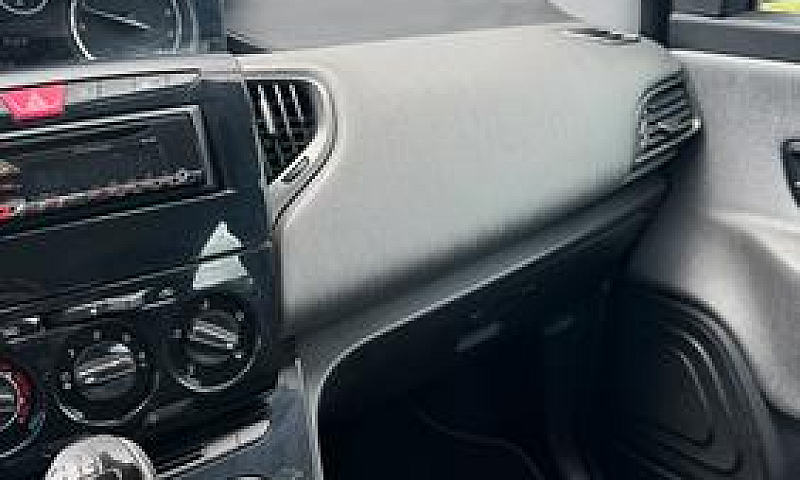 Lancia Ypsilon 1.2 C...