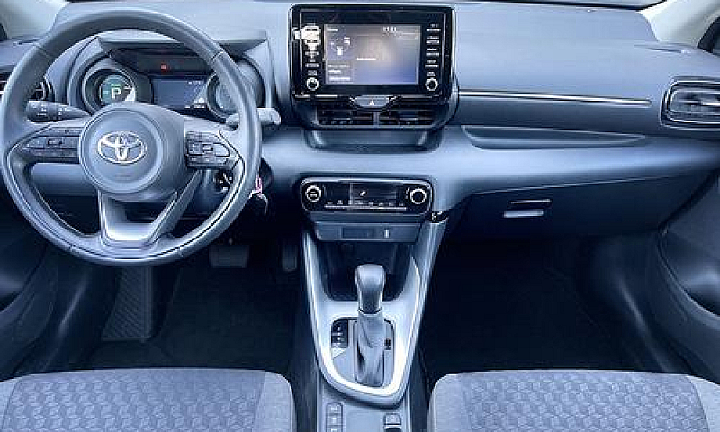 Toyota Yaris 1.5 Hyb...
