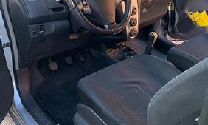 Toyota Yaris - 3 Por...