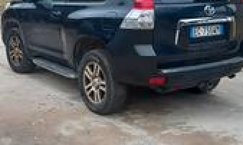 Toyota Land Cruiser1...