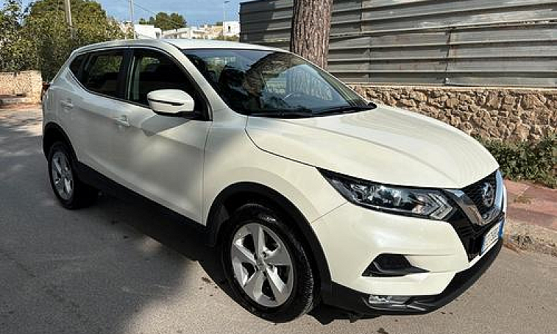 Nissan Qashqai 1.5 D...