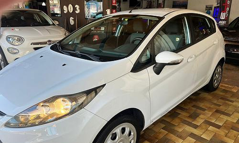 Ford Fiesta 1.4 5 Po...