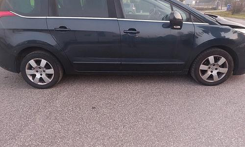 Peugeot 5008 1.6 Hdi...