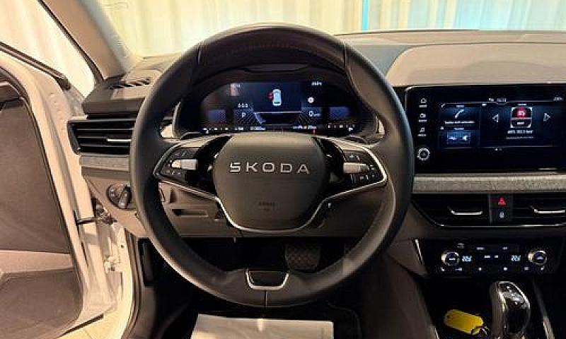 Skoda Kamiq 1.5 Tsi ...