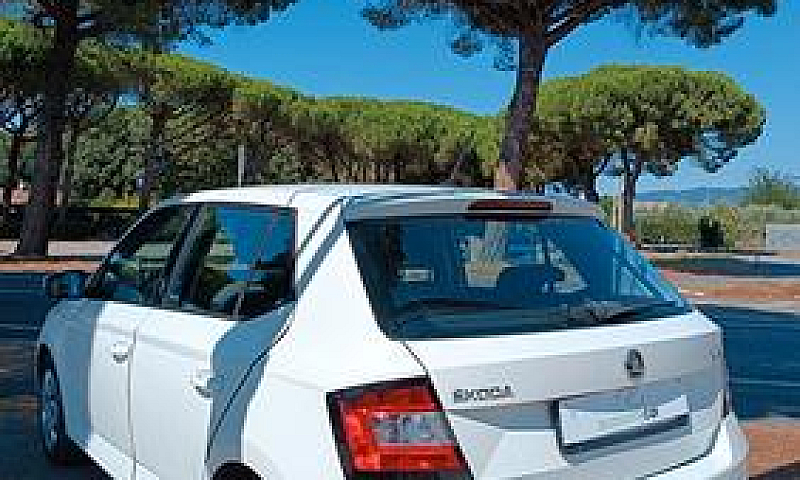 Skoda Fabia 1.0 Unic...