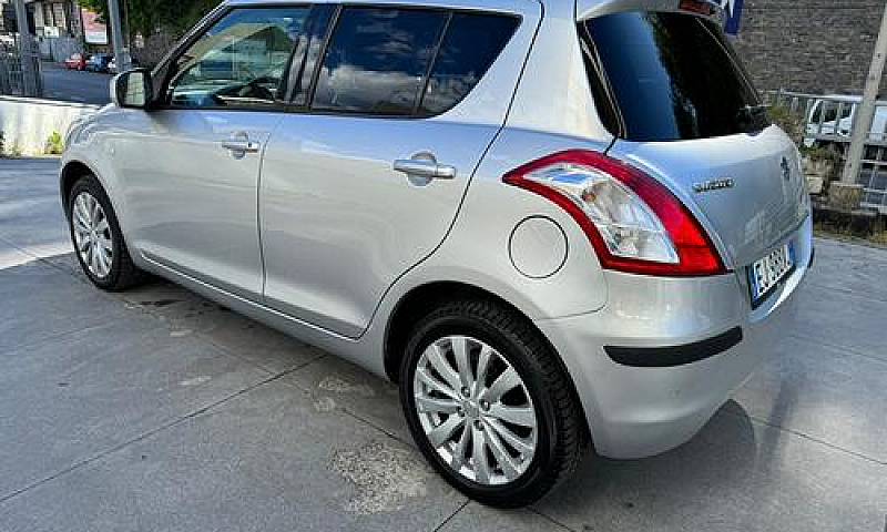 Suzuki Swift 1.2 4Wd...