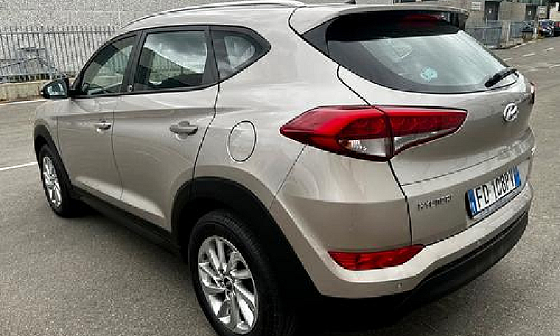 Hyundai Tucson 1.6Be...