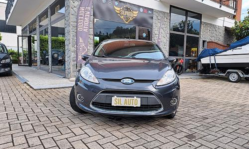 Ford Fiesta 1.4 Tdci...