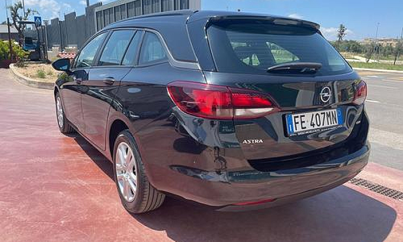 Opel Astra 1.6 Cdti ...